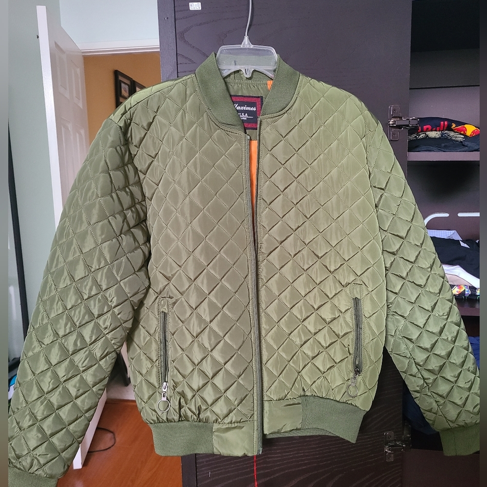 Maximo's Green Men's Jacket - Medium